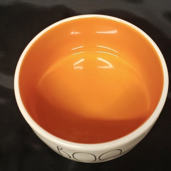 Rae Dunn NWT "BOO" Pet Bowl - Picture 2 of 4